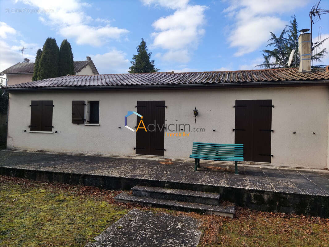 Maison à VERTEUIL-SUR-CHARENTE
