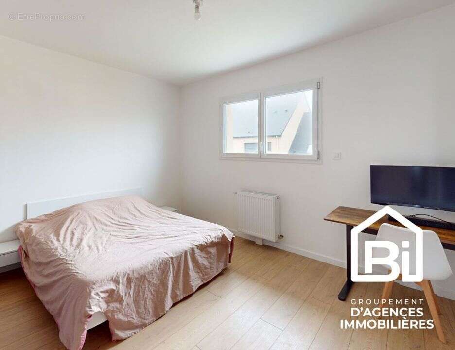 Maison à OUISTREHAM