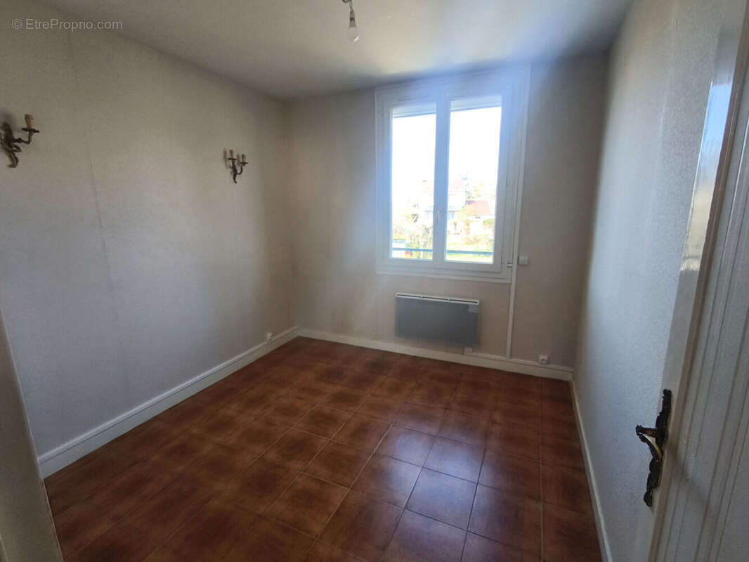 Maison à VARENNES-VAUZELLES