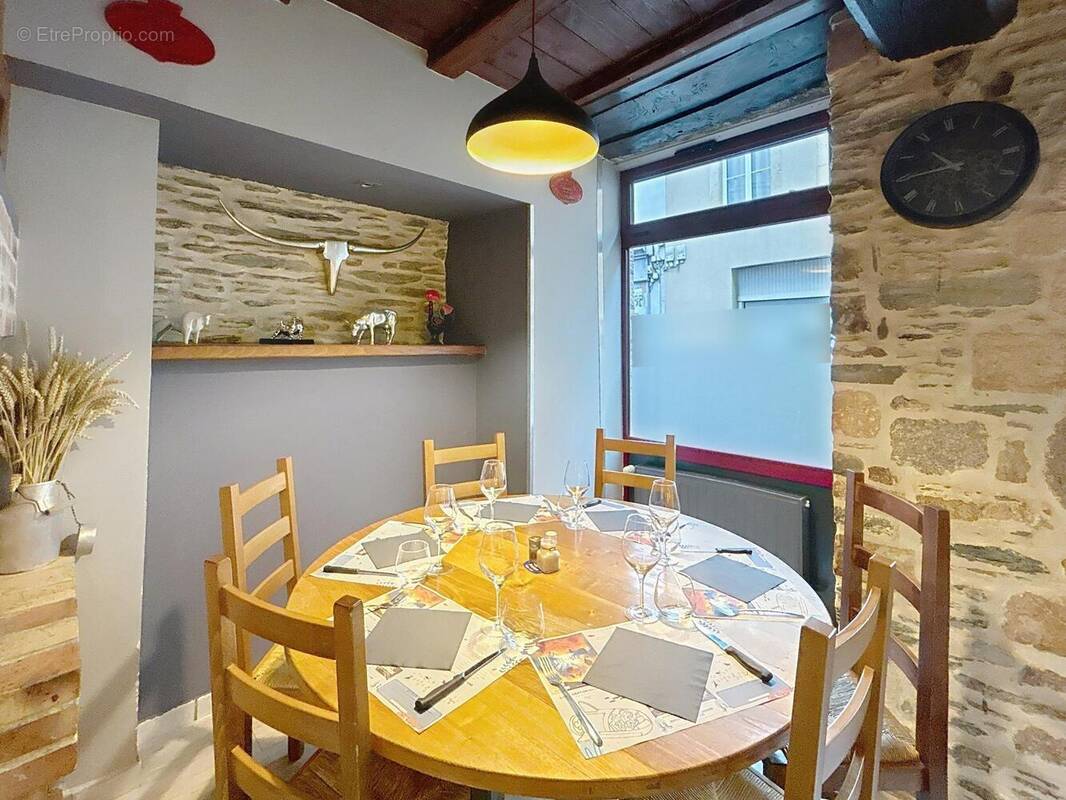 Photo 1 - Commerce à CHERBOURG-OCTEVILLE