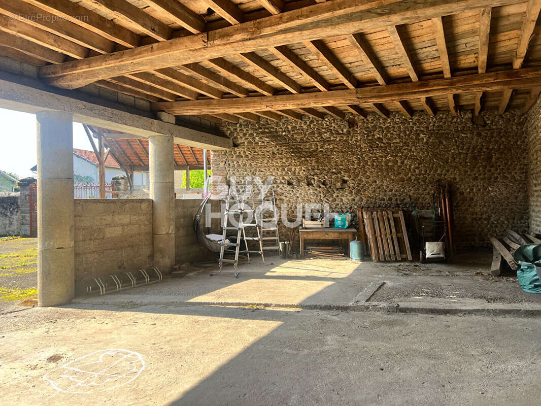 Maison à LABASTIDE-CEZERACQ