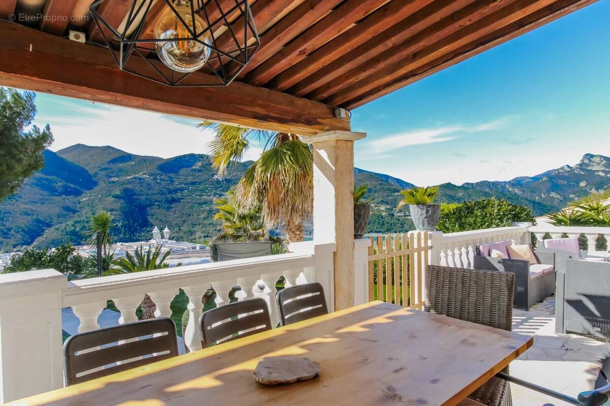 Maison à SAINT-MARTIN-DU-VAR