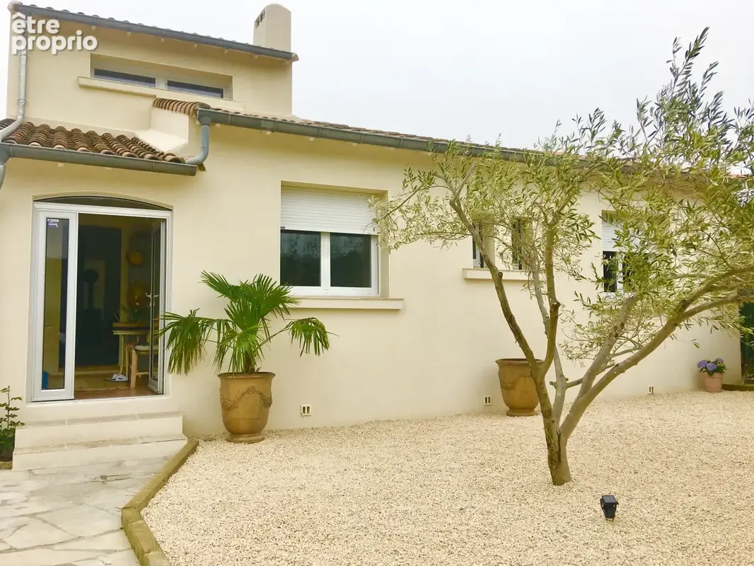 CLERMONT-L’HÉRAULT Villa 130m2 3Ch, Véranda + Garage + Cave + 479m2 de Terrain - photo 12
