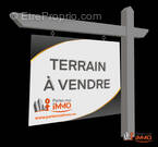 Terrain à SAIL-SOUS-COUZAN