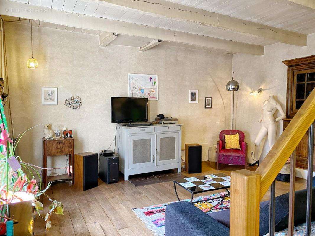 Maison à SAUVETERRE-DE-ROUERGUE