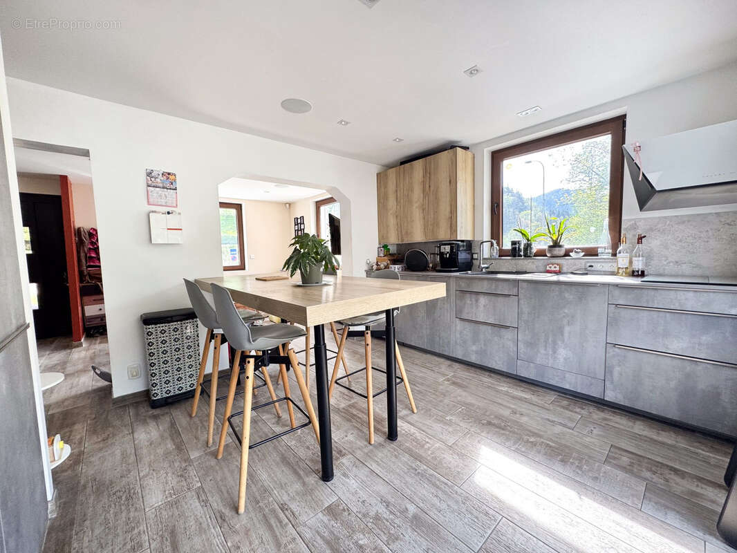 Maison à SAINT-JEOIRE