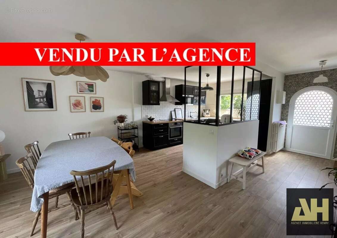 Maison à LE RELECQ-KERHUON