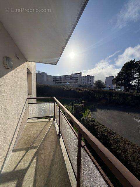 Brest T2 avec balcon dans résidence senior - photo 2