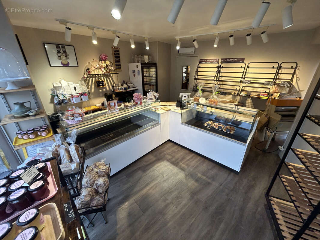 Commerce à SAINT-BENOIT-SUR-LOIRE