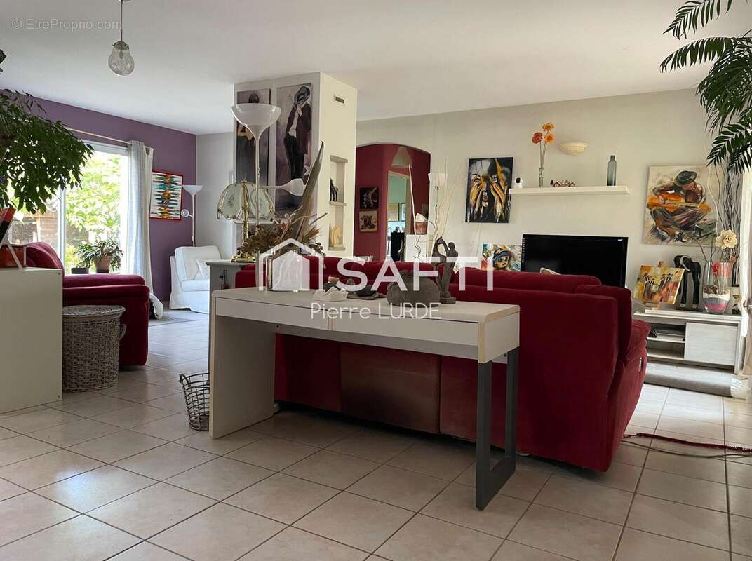 Photo 5 - Maison à SAINT-NAUPHARY