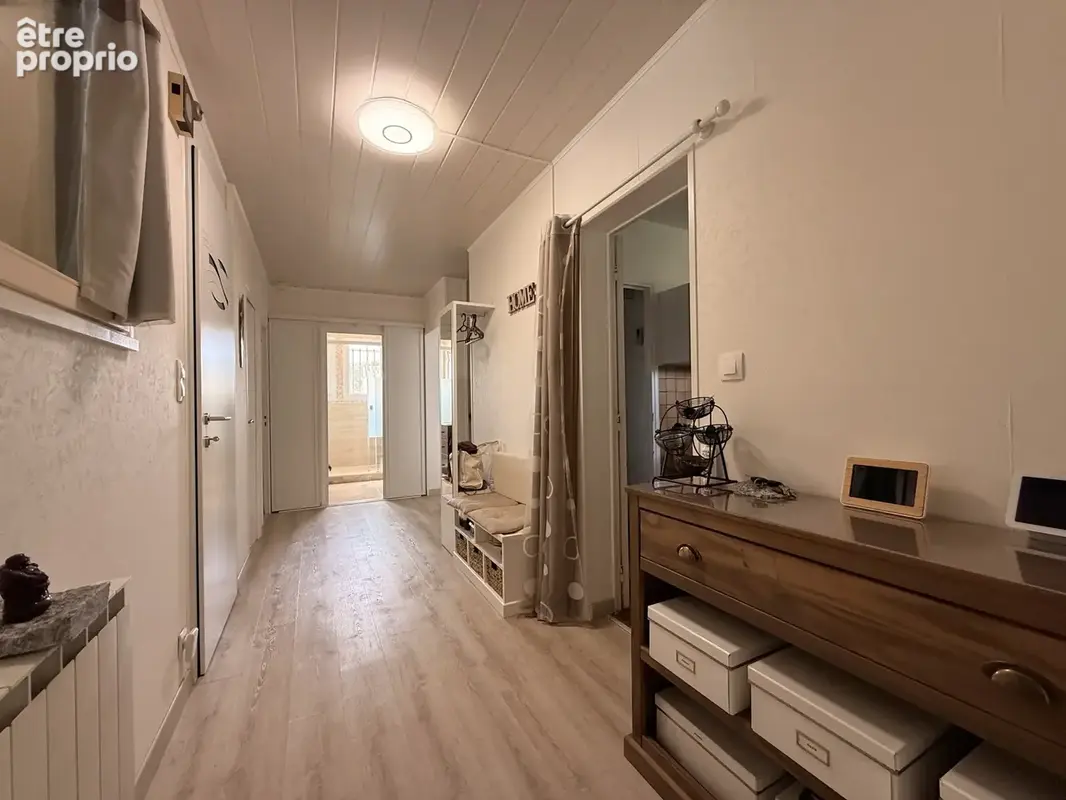 Maison familiale sur 1 hectare de terrain arboré - photo 13