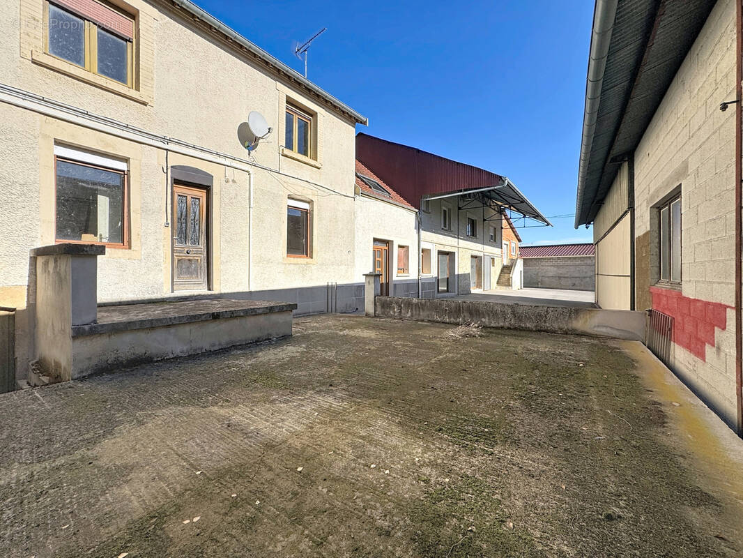 Maison à HERMONVILLE