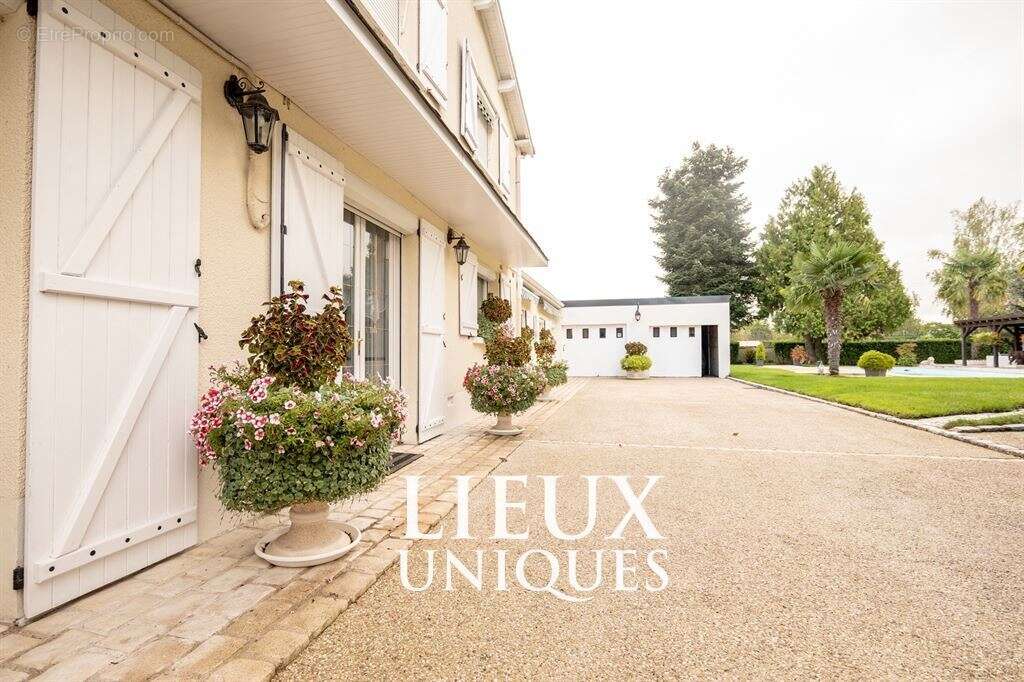 Lieux uniques ® x propriétés privées propose maison de 118 m² - terrain de 2661 m² proximité c0ntres - photo 13