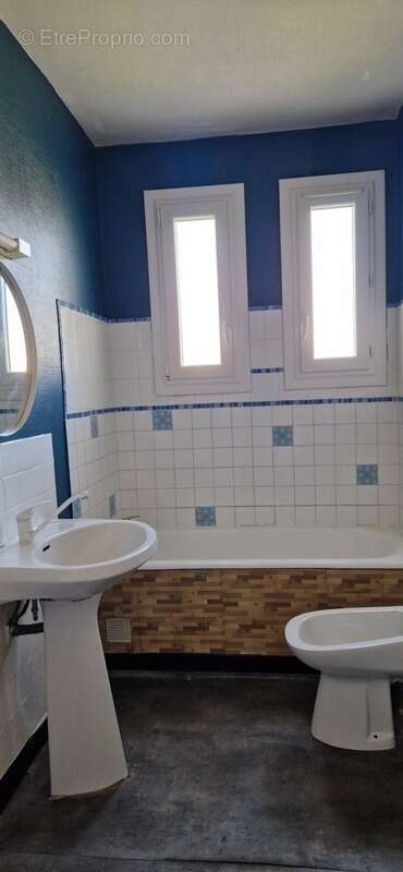 Maison à PLOUMAGOAR