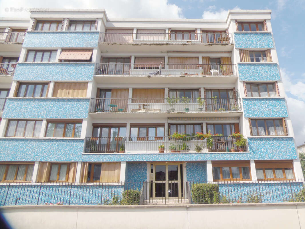 Appartement à NEUILLY-SUR-MARNE