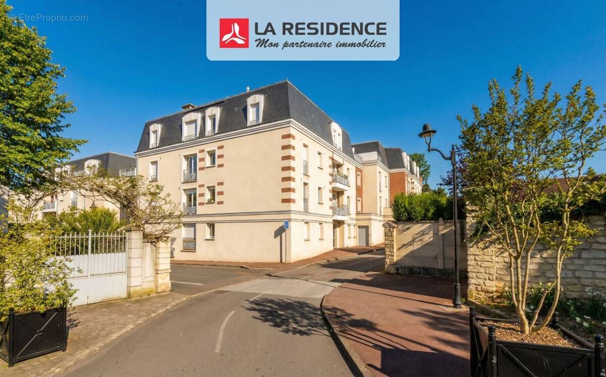 Appartement à VERNEUIL-SUR-SEINE