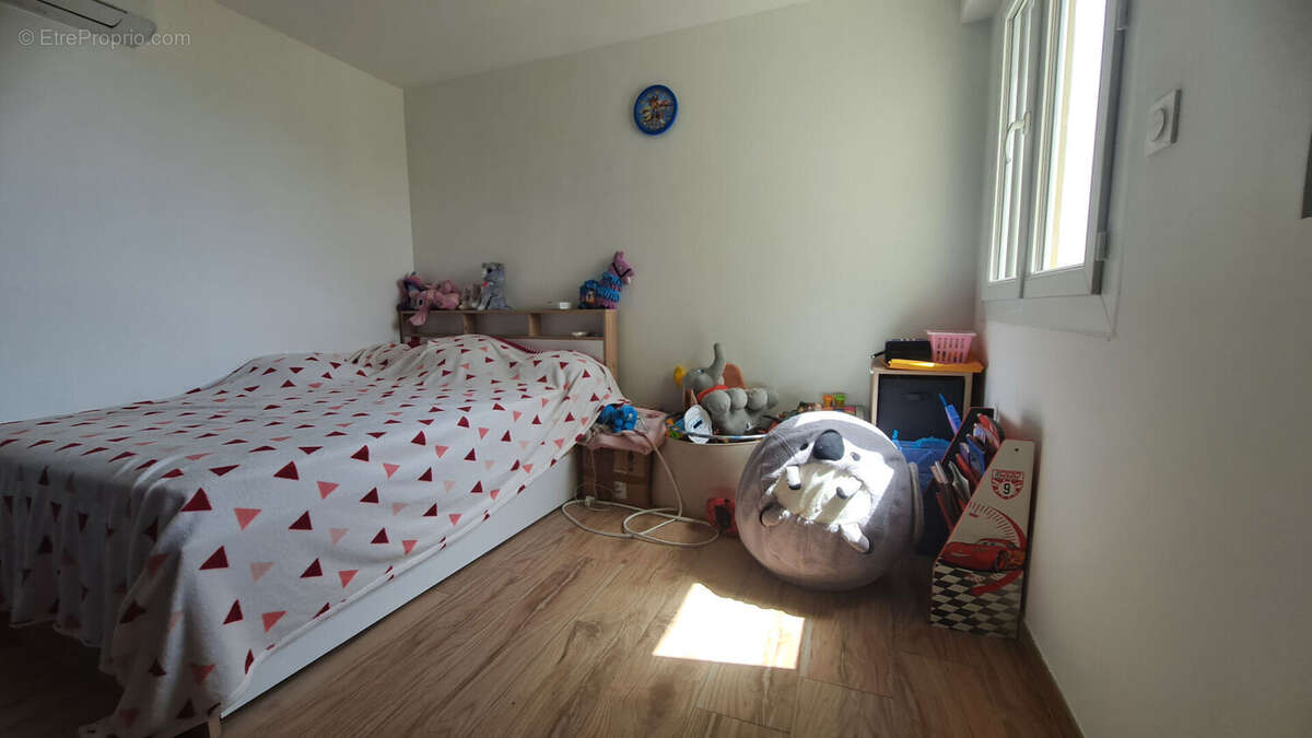 Appartement 56m² à bastia - photo 3
