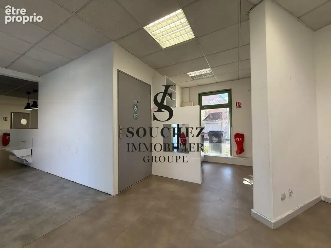 Commerce 105 m² à vendre à Dainville (62000) - photo 3