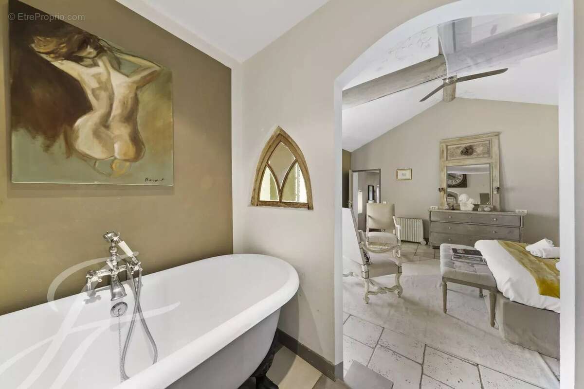 Maison à CABRIERES-D&#039;AVIGNON