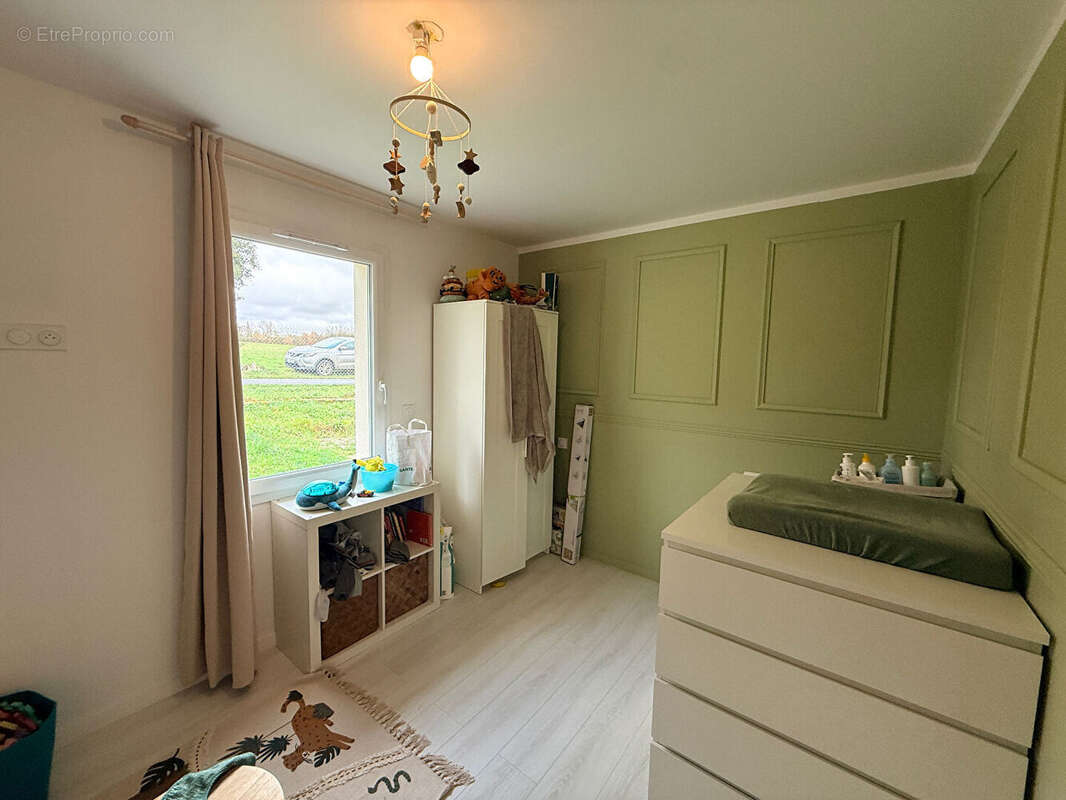 Maison à CHAMPNIERS