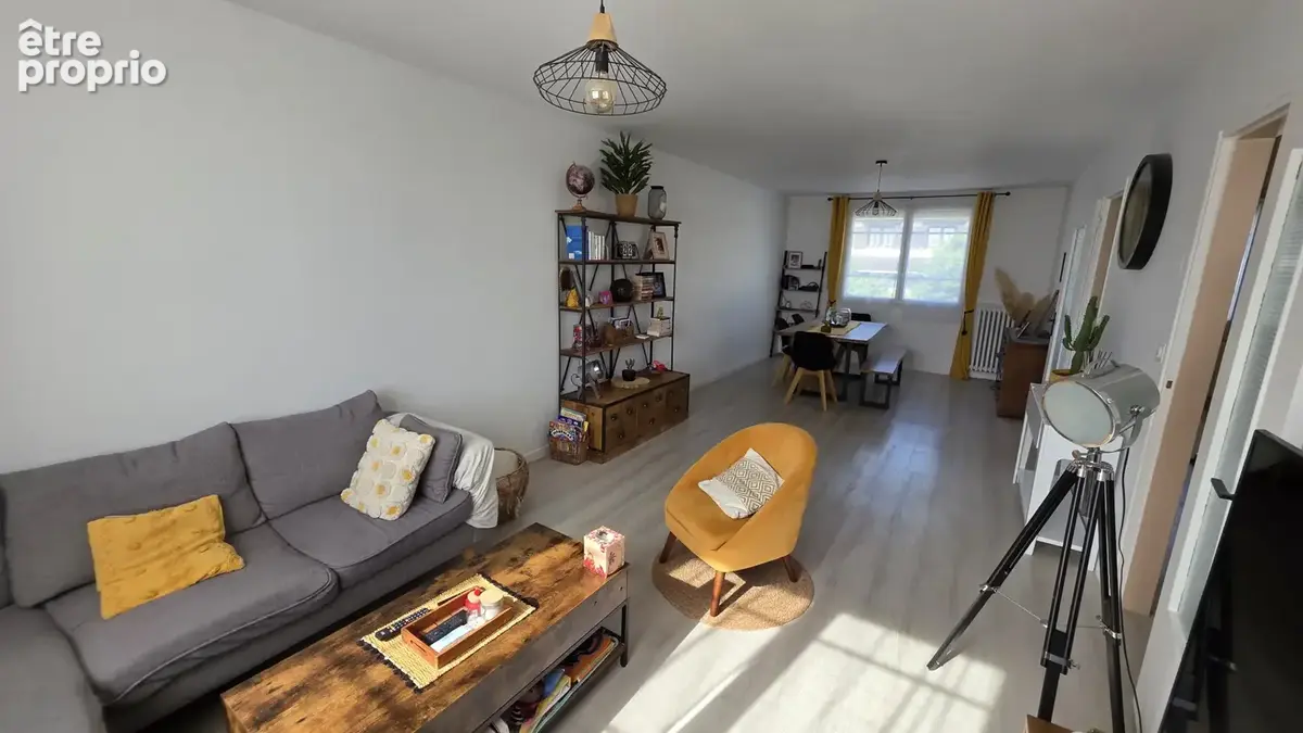 Maison familiale à vendre à Vaujours   Quartier Vert Galant - photo 2