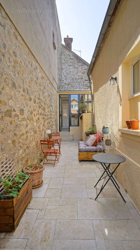 Maison à FONTAINEBLEAU