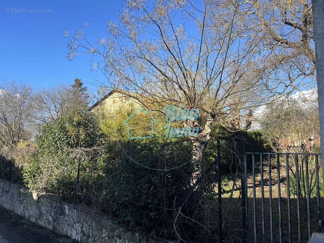 Terrain à MONTARNAUD