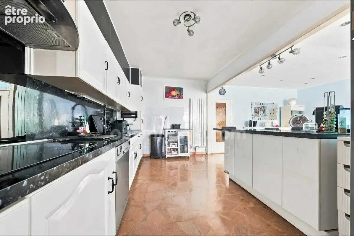 Alfortville (94) - maison 130 m² - 5 pieces - jardin - dependance commerciale - photo 5
