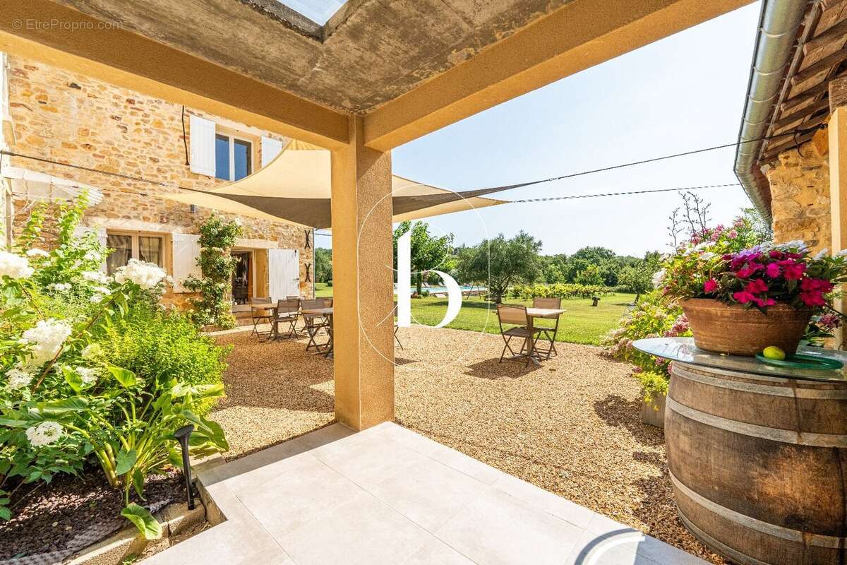 Maison à UZES