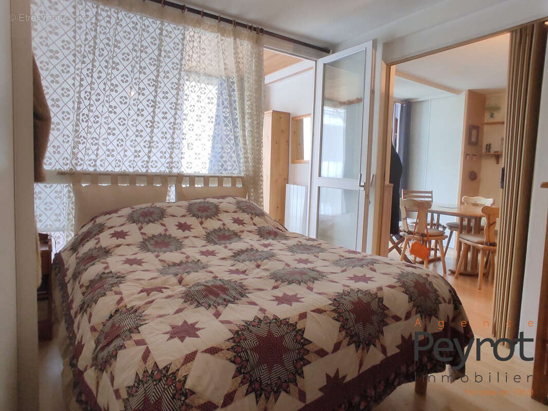 Appartement à LES ANGLES