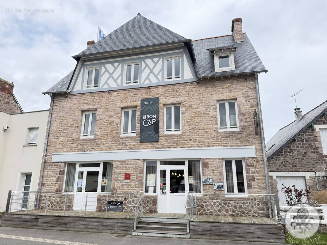 Commerce à PLURIEN