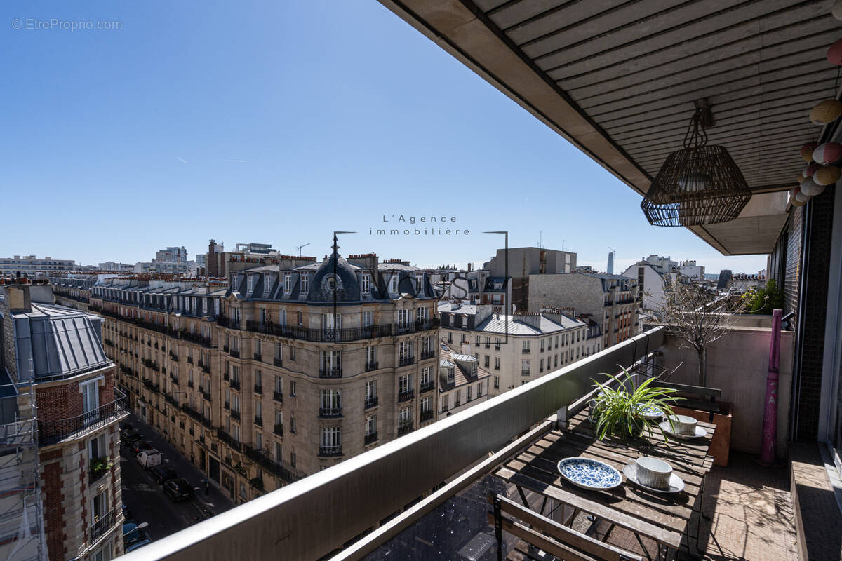 Appartement à PARIS-15E