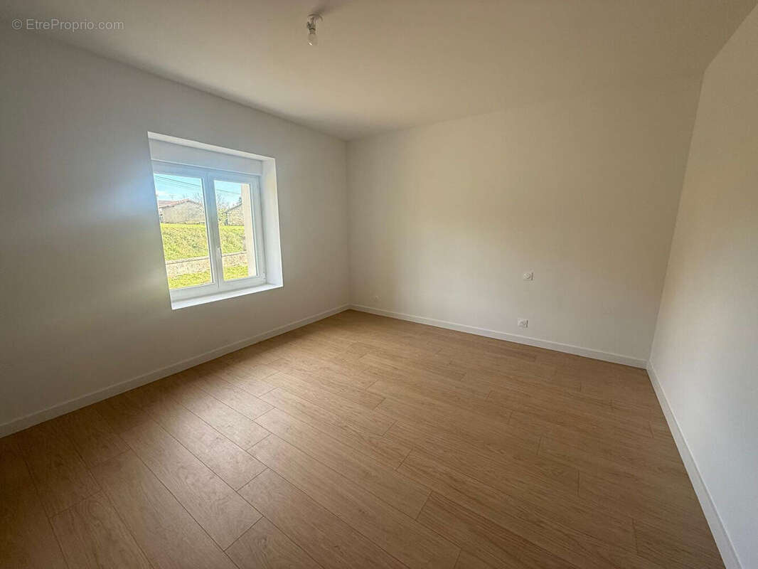 Maison à PONTONX-SUR-L'ADOUR