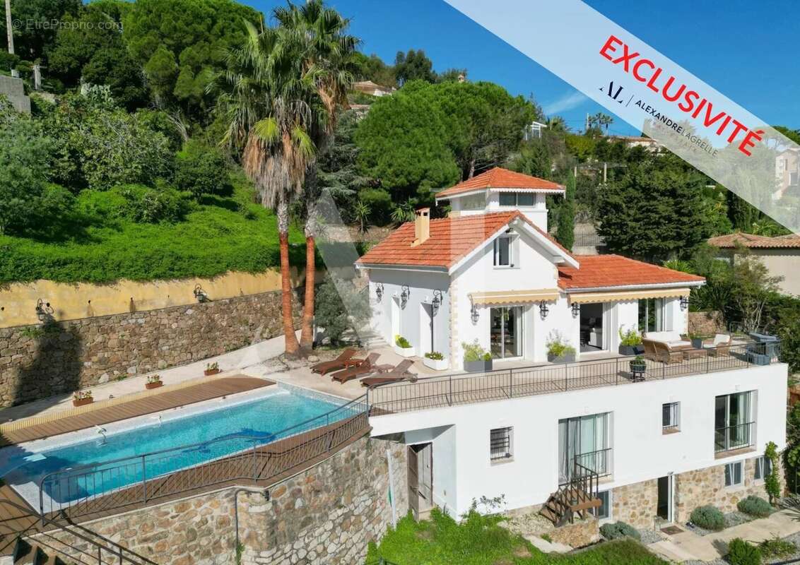 Maison à VALLAURIS