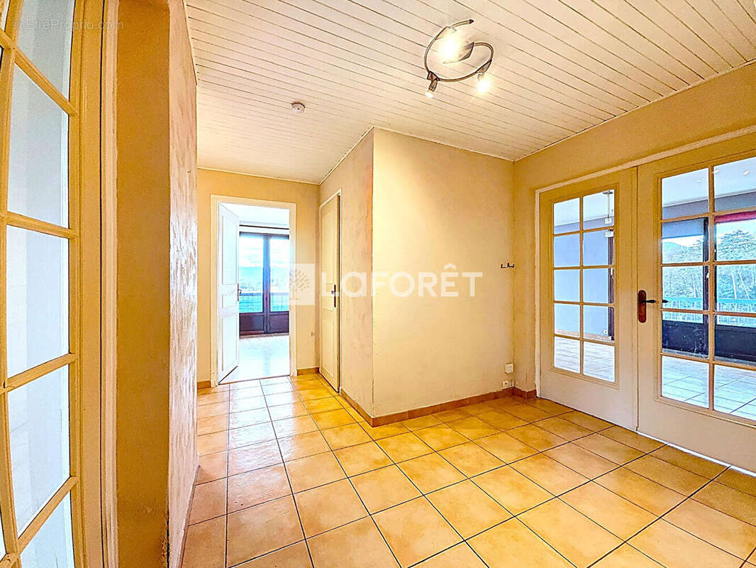 Appartement à LA RAVOIRE