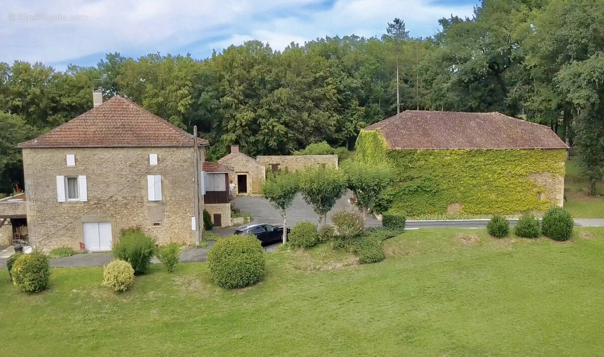 Maison à SAUVETERRE-LA-LEMANCE