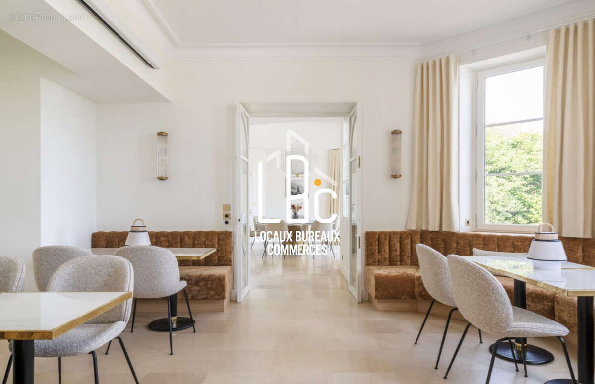 Commerce à LE CELLIER