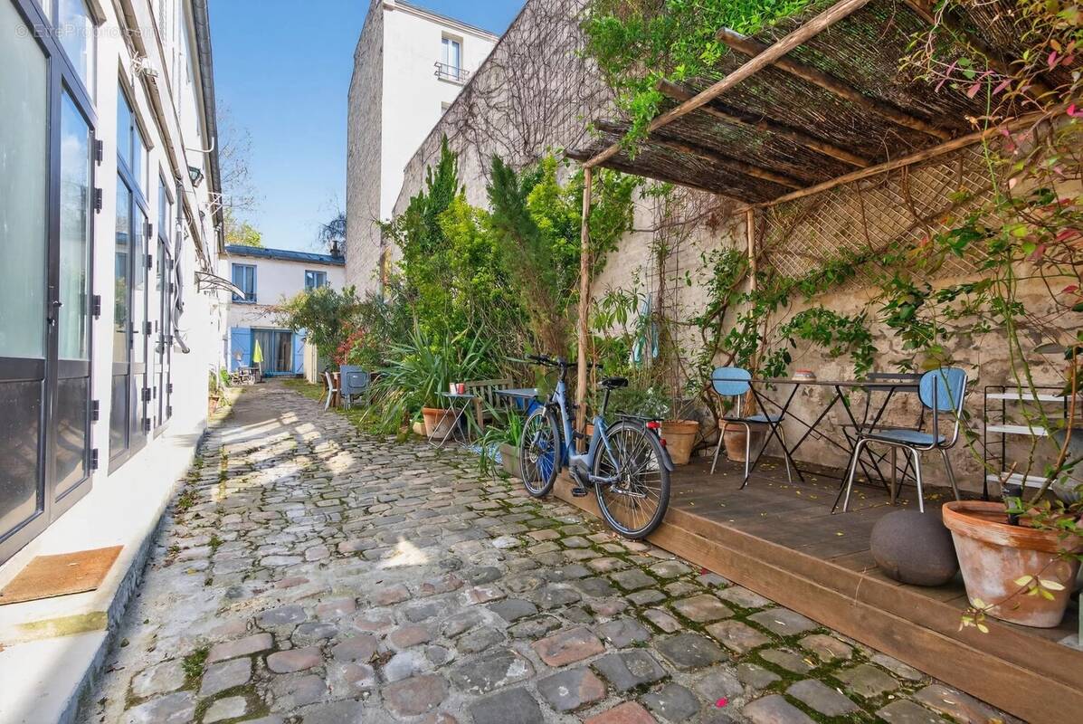 Appartement à PARIS-19E