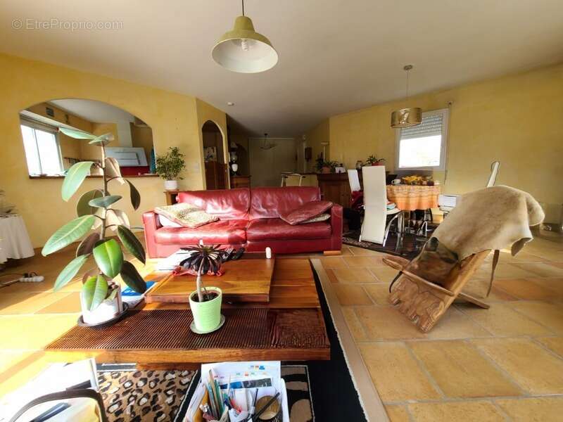 Maison à COURBILLAC