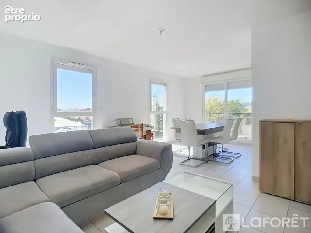 Appartement à BELLEVILLE