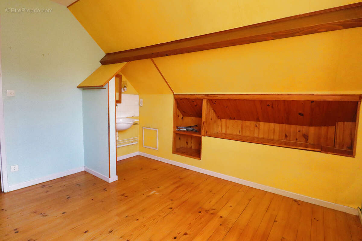 Maison familiale pleine de potentiel dans un environnement privilégié de 130 m2 - photo 7