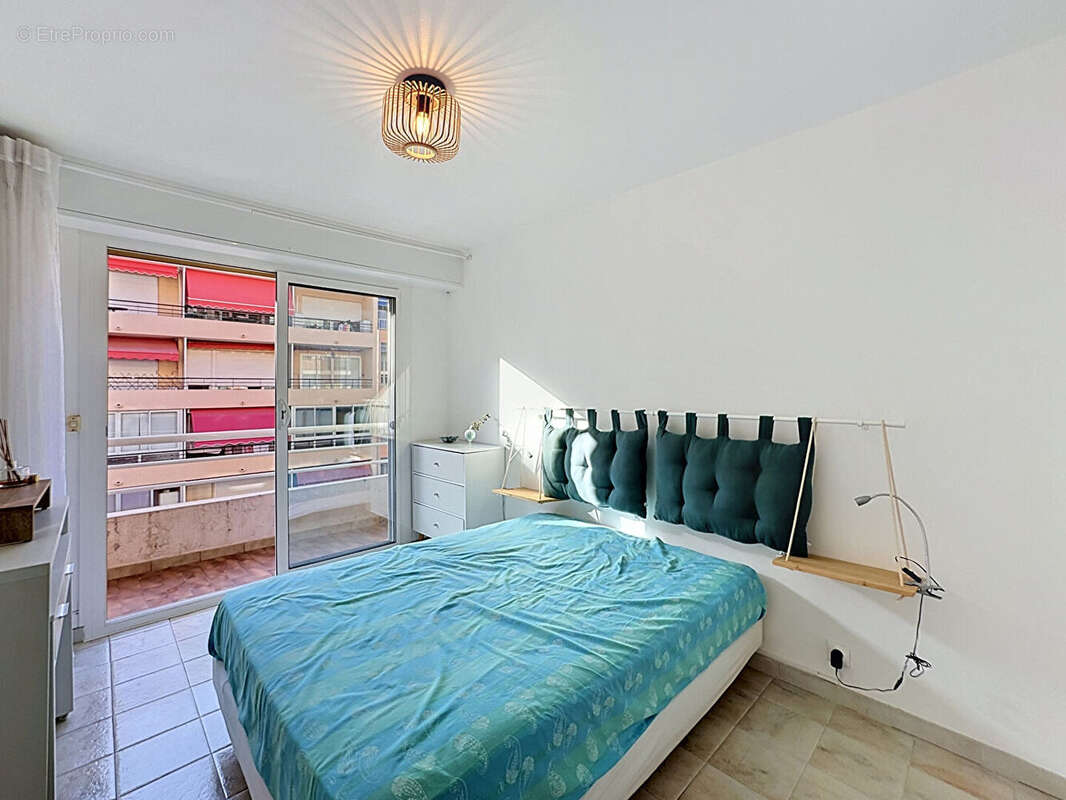 Appartement à ROQUEBRUNE-CAP-MARTIN