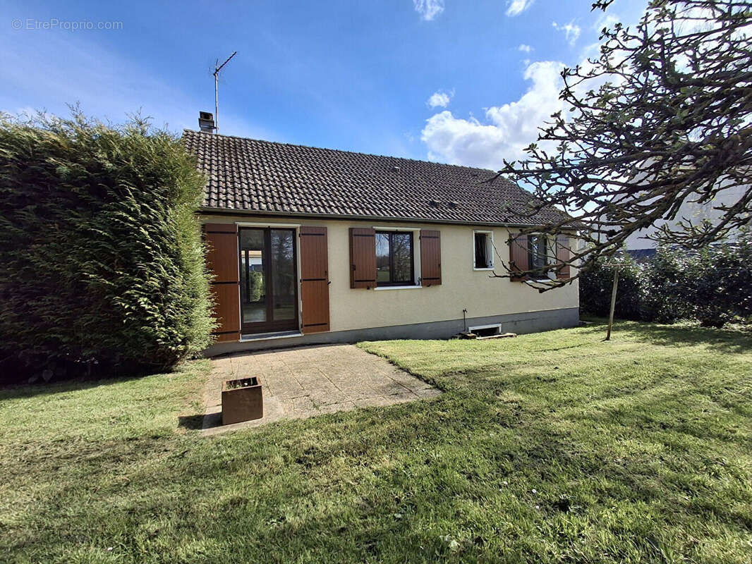 Maison à LE GAULT-SAINT-DENIS