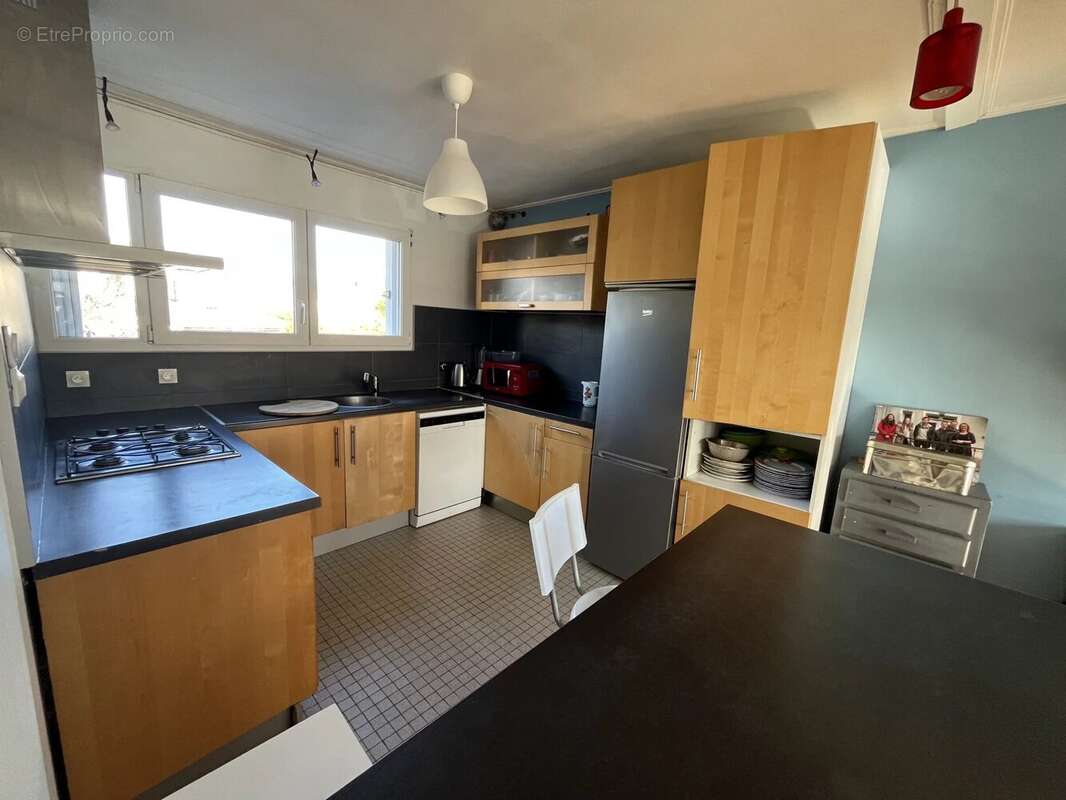 Maison 5 pièces à Villepreux  Haie bergerie - photo 4