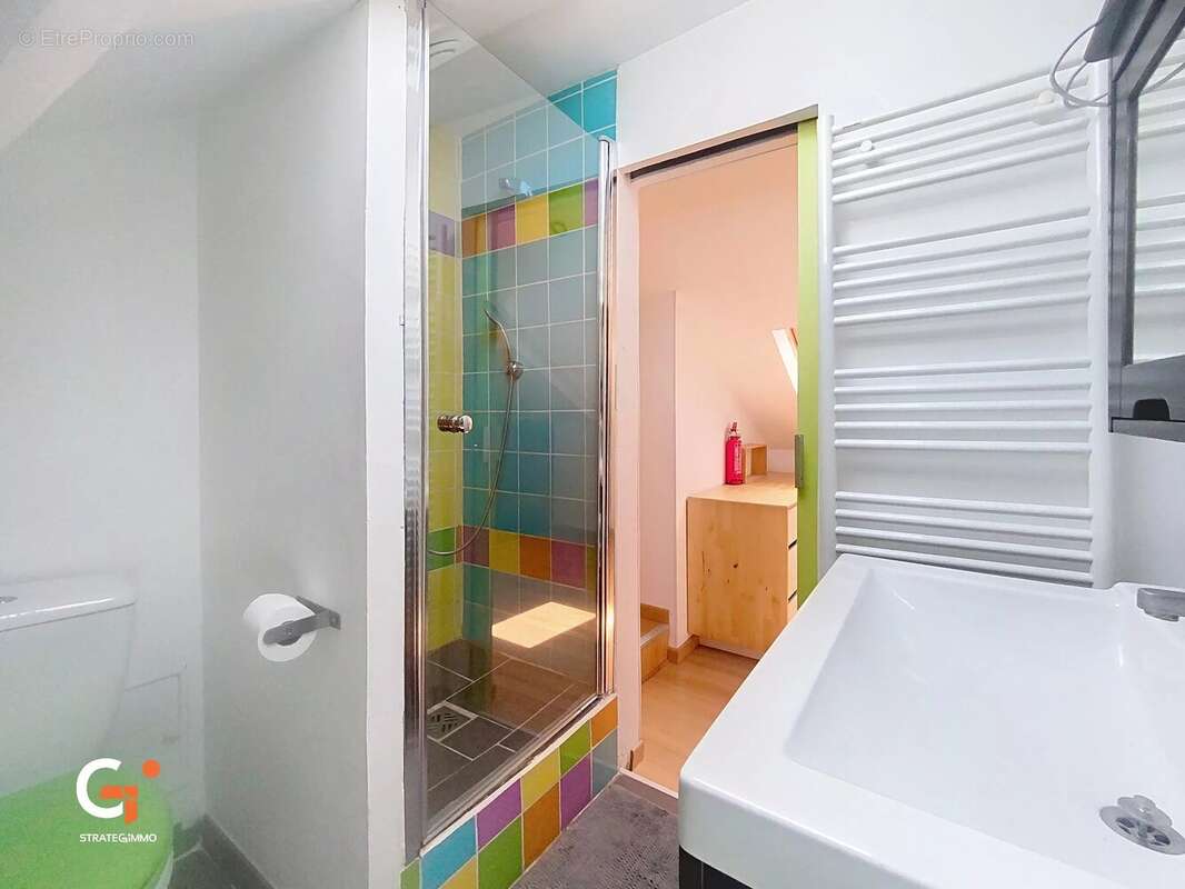 ELBEUF - Maison 135 m²  sur 223 m² Terrain - photo 15
