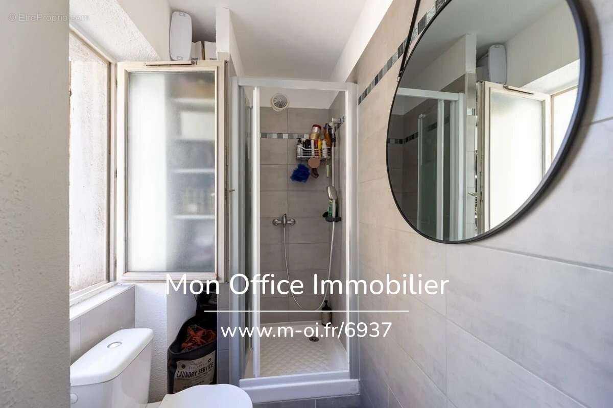 Appartement à MARSEILLE-1E