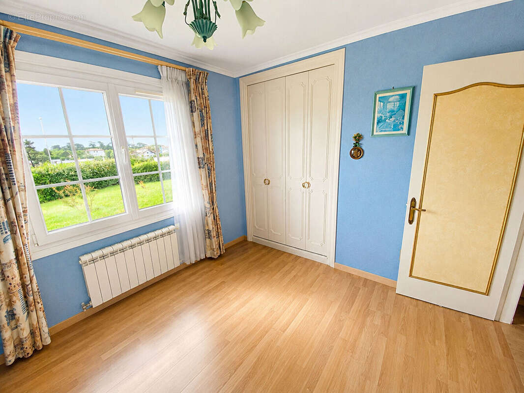 Bidart secteur erretegia maison de plain pied de 103m² , 4 pieces, sur un terrain de 995m² - photo 14