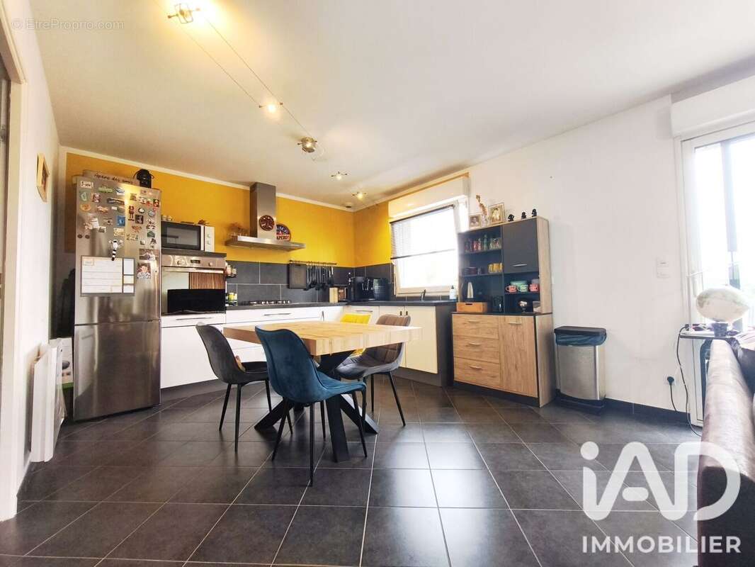 Maison 92 m² à Mametz  - photo 2