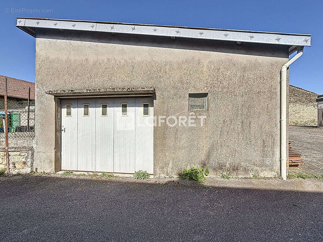 Maison à SAINT-MENGE