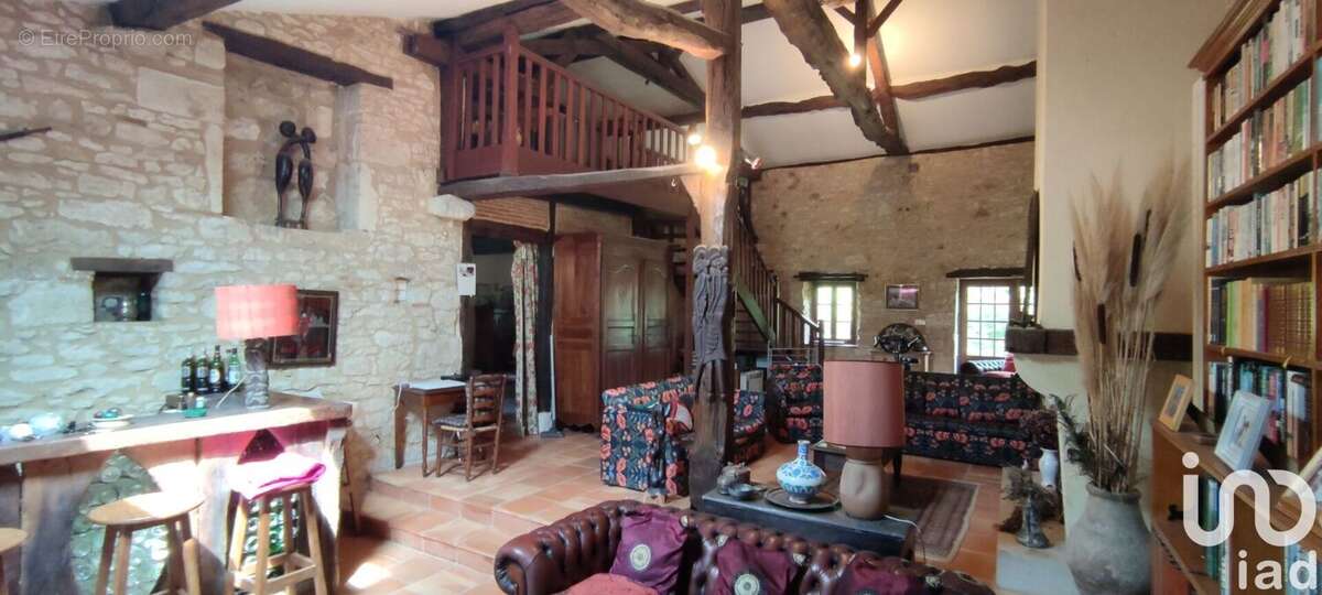 Photo 8 - Maison à GAGEAC-ET-ROUILLAC